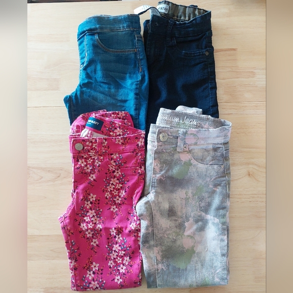 Bundle of Girls size 8 jeans - Picture 1 of 5